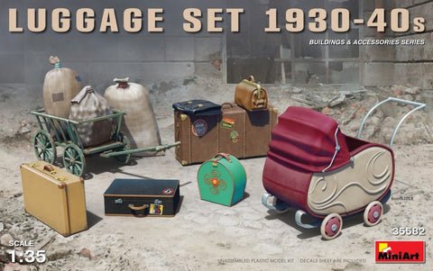 Luggage Set 1930-40s  (1/35)